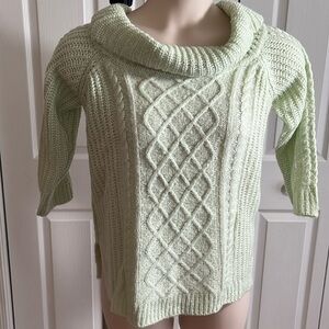 Beautiful sparkly green light cable knit cropped sweater. Cowl neck. XL. NWT.